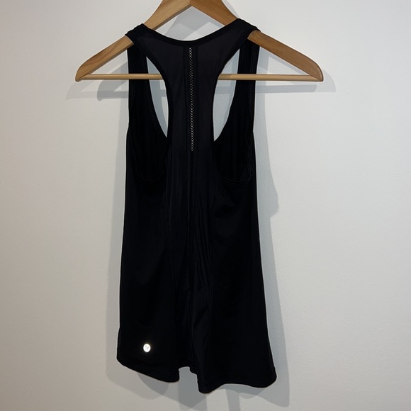 Lululemon black tank top - Picture 2 of 5